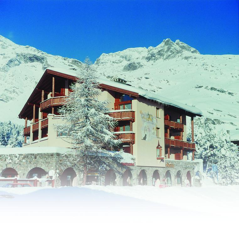 Hotel Poestli Maloja Exteriör bild