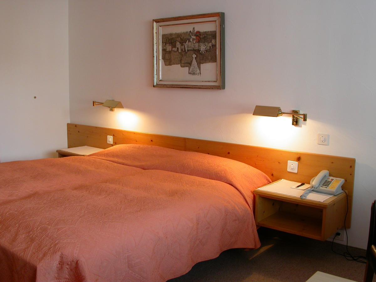 Hotel Poestli Maloja Exteriör bild