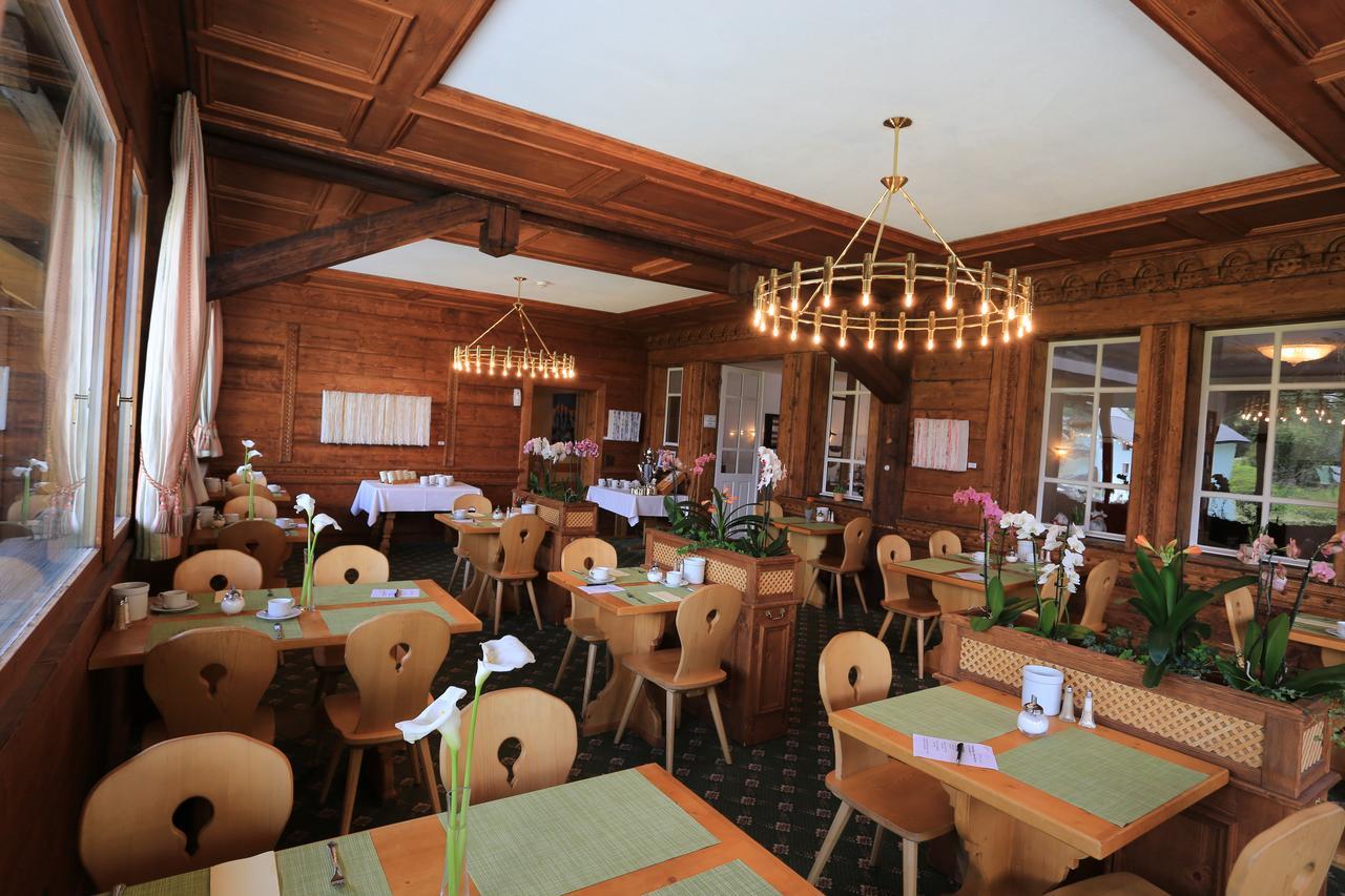 Hotel Poestli Maloja Exteriör bild